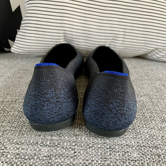 ❌SOLD❌ NEW Rothy’s Night Metallic Zebra Points - Picture 5 of 6